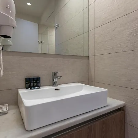 Phaedrus Living Center Lux Flat Kolonaki * Афины